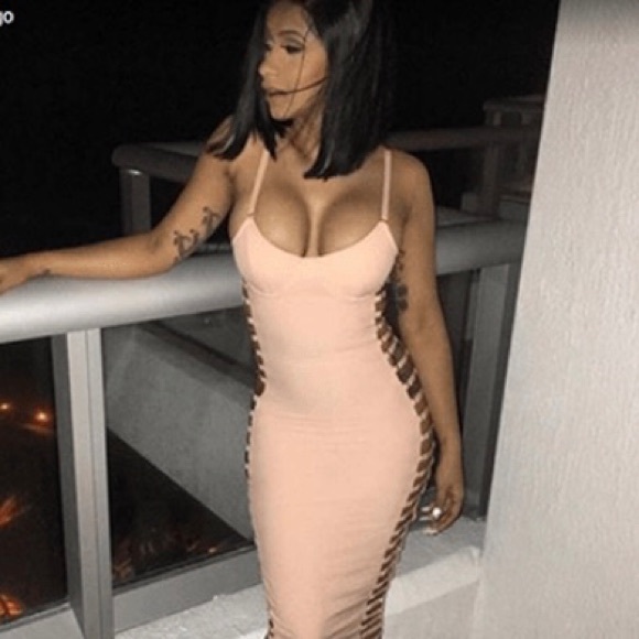 House of CB Dresses & Skirts - New NWOT HOCB Giovanna Blush Dress